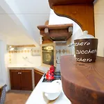 Valentina 4*