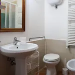 Valentina 4*